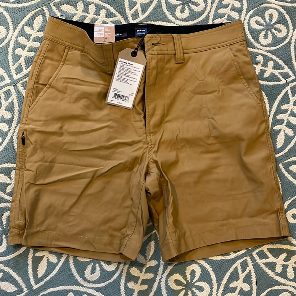NWT - prAna Shorts 32